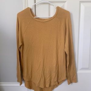 Sunflower Yellow American Eagle soft and sexy plush long sleeve top